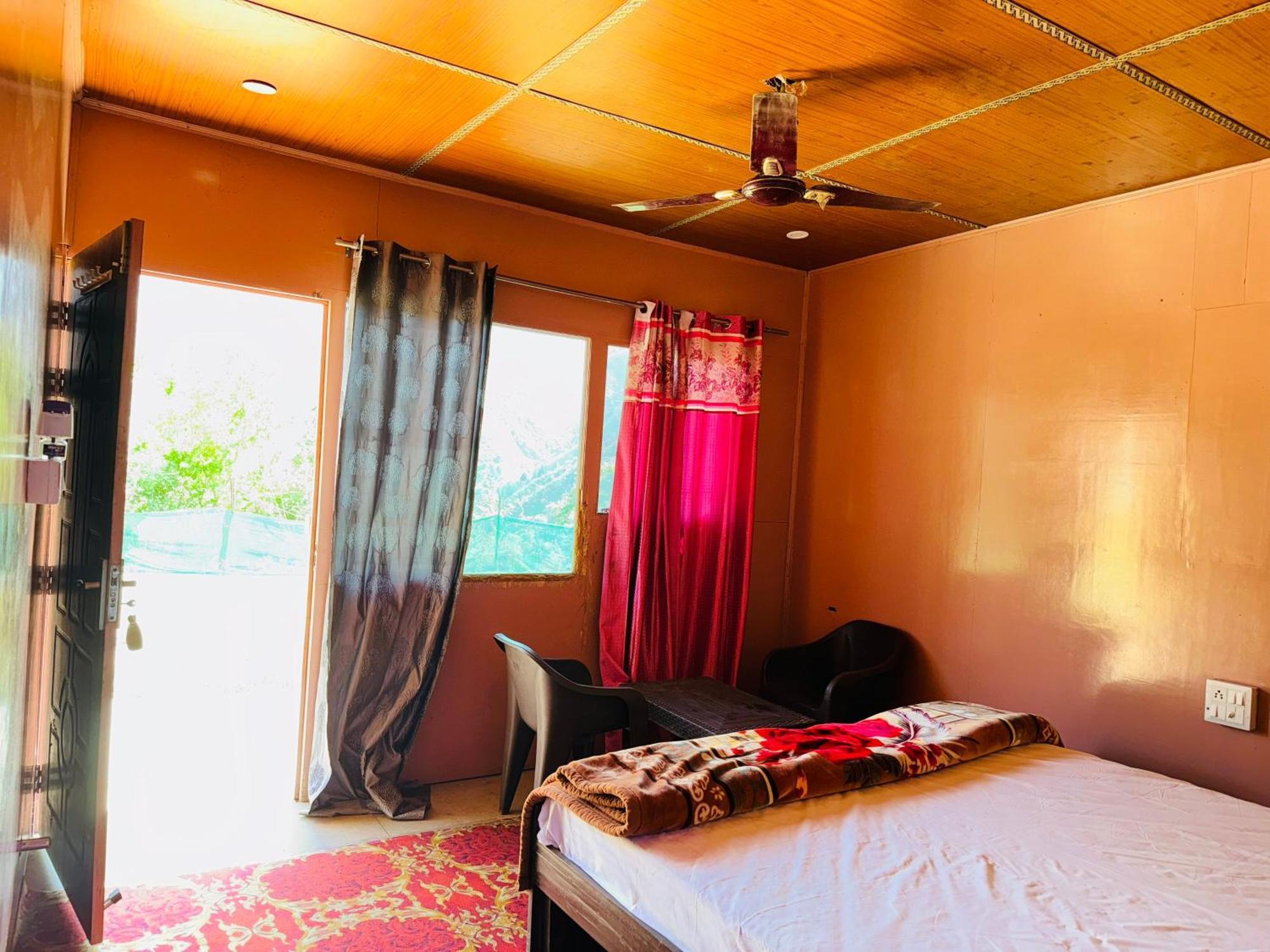 Chakrata Heights Resort Kaliana Dış mekan fotoğraf
